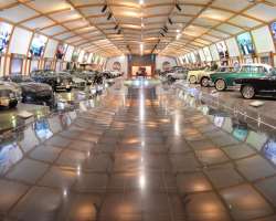 The museum is filled with 20 distinctive vintage and classic cars like MG-TC Convertible, 4 Rolls-Royce, and much more on the list and the museum also